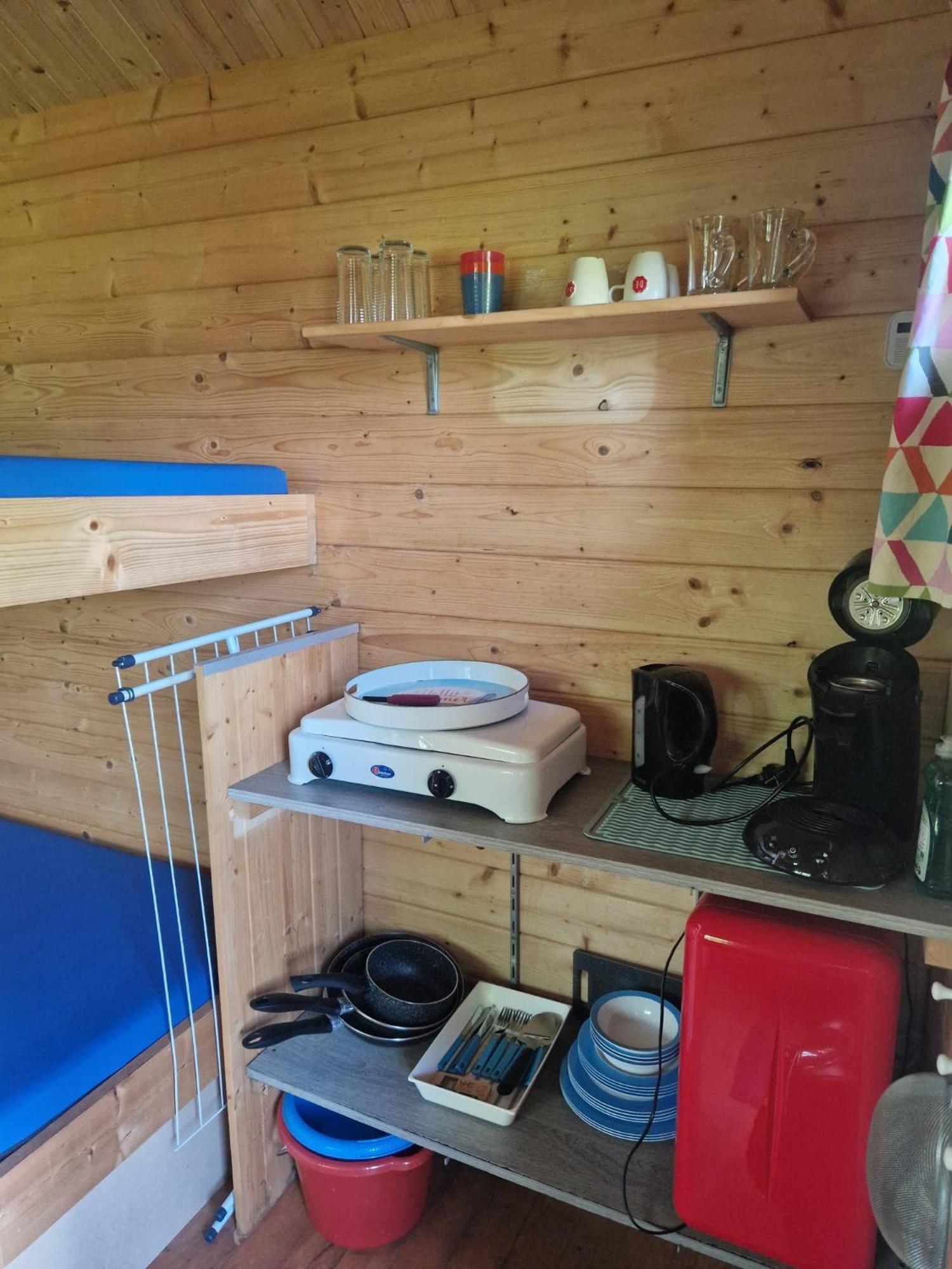 Camping Alkenhaer Appelscha Blokhut Basic Dış mekan fotoğraf